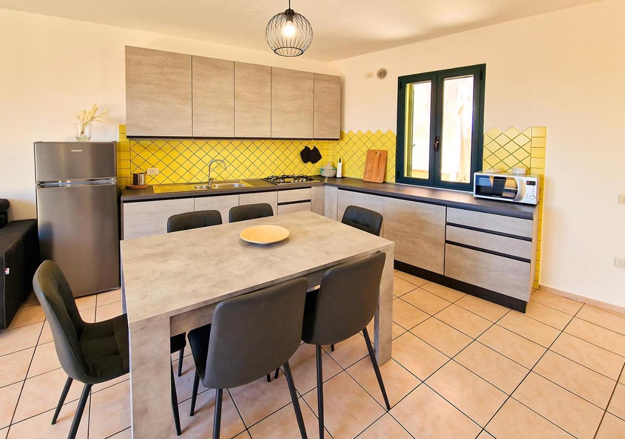 Murphy Holiday Homes - Danico House Ла Мадалена Екстериор снимка